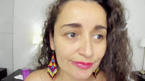 Snapshot of _luna__sweet_ chatting on 27, 1, 2025 luna sweet online show from 27, 1, 2025