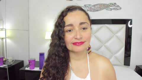 Snapshot of _luna__sweet_ chatting on 29, 1, 2025 luna sweet online show from 29, 1, 2025