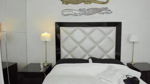 Snapshot of _luna__sweet_ chatting on 7, 3, 2025 luna sweet online show from 7, 3, 2025