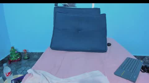  luna  sweet  online show from 7, 3, 2026