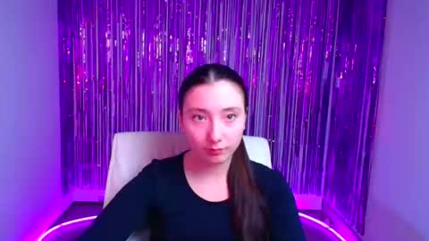 Luna online show from 9, 9, 2025