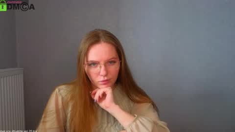 Snapshot of _lysafeta_ chatting on 26, 2, 2025 Welcome guys Pleasure to see you all here My name is Lysafeta and MichaelaTip menu is active Private is open online show from 26, 2, 2025