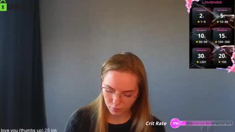 Snapshot of _lysafeta_ chatting on 15, 9, 2025 Welcome guys Pleasure to see you all here My name is Lysafeta and MichaelaTip menu is active Private is open online show from 15, 9, 2025