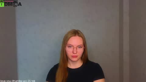 Snapshot of _lysafeta_ chatting on 6, 5, 2026 Welcome guys Pleasure to see you all here My name is Lysafeta and MichaelaTip menu is active Private is open online show from 6, 5, 2026