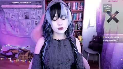 Mia online show from 21, 4, 2026