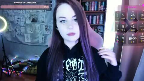 Mia online show from 7, 5, 2026