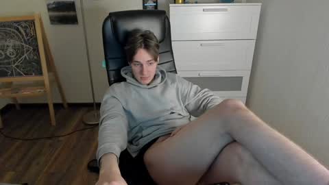 Snapshot of _maelstrom_ chatting on 27, 12, 2024 _maelstrom_ online show from 27, 12, 2024