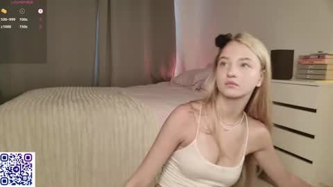 Snapshot of _magic_smile chatting on 15, 7, 2026 Anna online show from 15, 7, 2026
