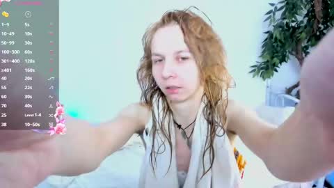 Snapshot of _mari_so chatting on 4, 5, 2026 Scarlett online show from 4, 5, 2026