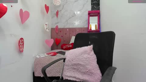 Mikoto  Alexia online show from 10, 2, 2025