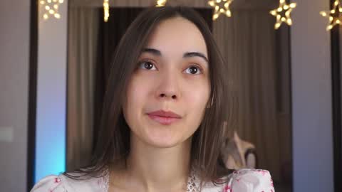  Gwen  online show from 20, 12, 2024