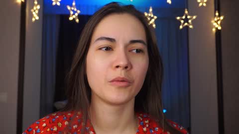  Gwen  online show from 11, 1, 2025