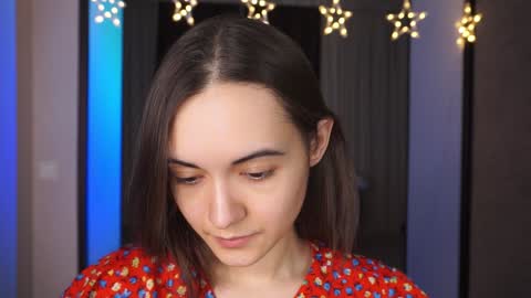  Gwen  online show from 17, 1, 2025