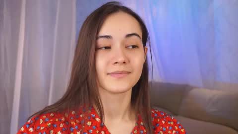  Gwen  online show from 12, 3, 2025