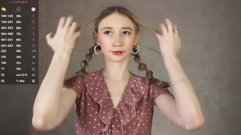  Gwen  online show from 27, 9, 2025