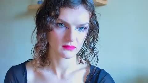 Sophia online show from 31, 7, 2026