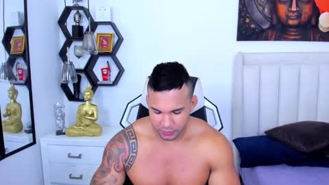 Snapshot of _matthew_santos_ chatting on 12, 9, 2025 _matthew_santos_ online show from 12, 9, 2025