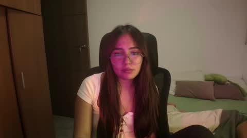 max and abby online show from 27, 5, 2026