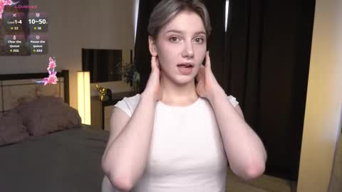 Snapshot of _medal_of_horny_ chatting on 11, 2, 2026 Elva and Kate online show from 11, 2, 2026