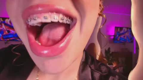 Marce  online show from 11, 11, 2025