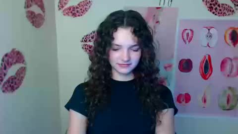Snapshot of _megasta chatting on 23, 9, 2025 Susie online show from 23, 9, 2025