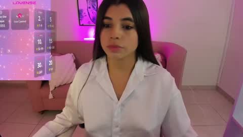 Snapshot of _mia_blue_18_ chatting on 15, 9, 2025 MIa blue 18 online show from 15, 9, 2025