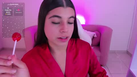 Snapshot of _mia_blue_18_ chatting on 27, 9, 2025 MIa blue 18 online show from 27, 9, 2025