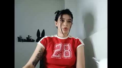 Mia-foster online show from 10, 2, 2025