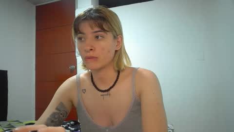 Snapshot of _mia_foster1 chatting on 26, 4, 2026 Mia-foster online show from 26, 4, 2026