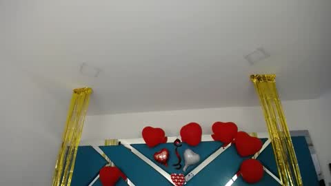  Mia  online show from 11, 2, 2025