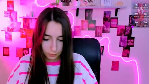 Snapshot of _mila_fire chatting on 30, 4, 2026 your Mila online show from 30, 4, 2026