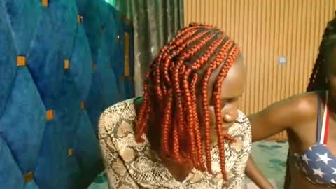 Snapshot of _milah chatting on 11, 11, 2025 Milah online show from 11, 11, 2025