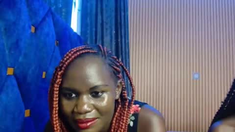 Snapshot of _milah chatting on 12, 11, 2025 Milah online show from 12, 11, 2025