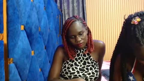 Snapshot of _milah chatting on 21, 11, 2025 Milah online show from 21, 11, 2025