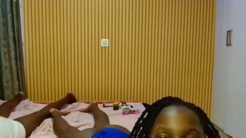 Snapshot of _milah chatting on 25, 11, 2025 Milah online show from 25, 11, 2025