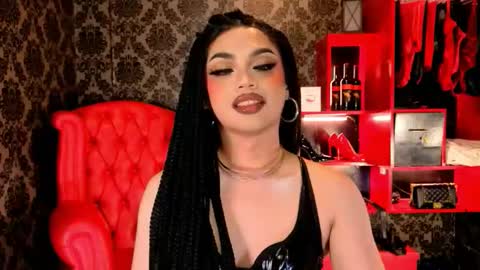 Raven Strauss online show from 22, 11, 2025