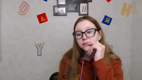 Snapshot of _miraterri_ chatting on 28, 2, 2025 Mira online show from 28, 2, 2025