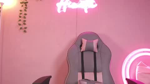 Hinata 3 online show from 15, 4, 2026