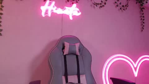 Snapshot of _miss_hinata_ chatting on 24, 4, 2026 Hinata 3 online show from 24, 4, 2026