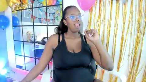 Snapshot of _miss_khaleesi_ chatting on 17, 6, 2026 _miss_khaleesi_ online show from 17, 6, 2026