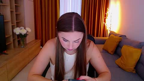 Snapshot of _miss_mia chatting on 19, 10, 2025 Mia online show from 19, 10, 2025