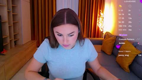 Snapshot of _miss_mia chatting on 6, 11, 2025 Mia online show from 6, 11, 2025