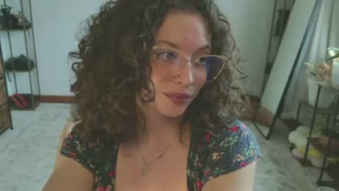 Snapshot of _missmariaa_ chatting on 4, 8, 2026 Mara Independent model online show from 4, 8, 2026