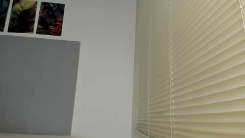 _molly_rosse_ online show from 25, 10, 2025