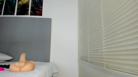 _molly_rosse_ online show from 5, 11, 2025