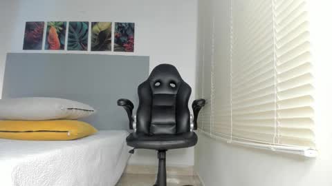 _molly_rosse_ online show from 10, 2, 2026