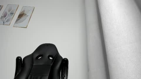 Snapshot of _molly_rosse_ chatting on 8, 7, 2026 _molly_rosse_ online show from 8, 7, 2026