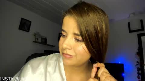 Snapshot of _monserat_ chatting on 28, 12, 2024 liaaa 4u online show from 28, 12, 2024