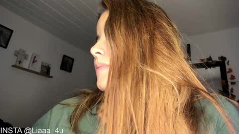 Snapshot of _monserat_ chatting on 20, 2, 2025 liaaa 4u online show from 20, 2, 2025