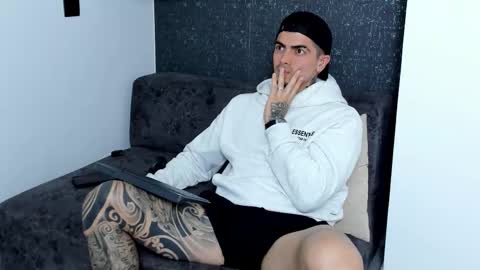 _mrcock_ online show from 6, 2, 2026